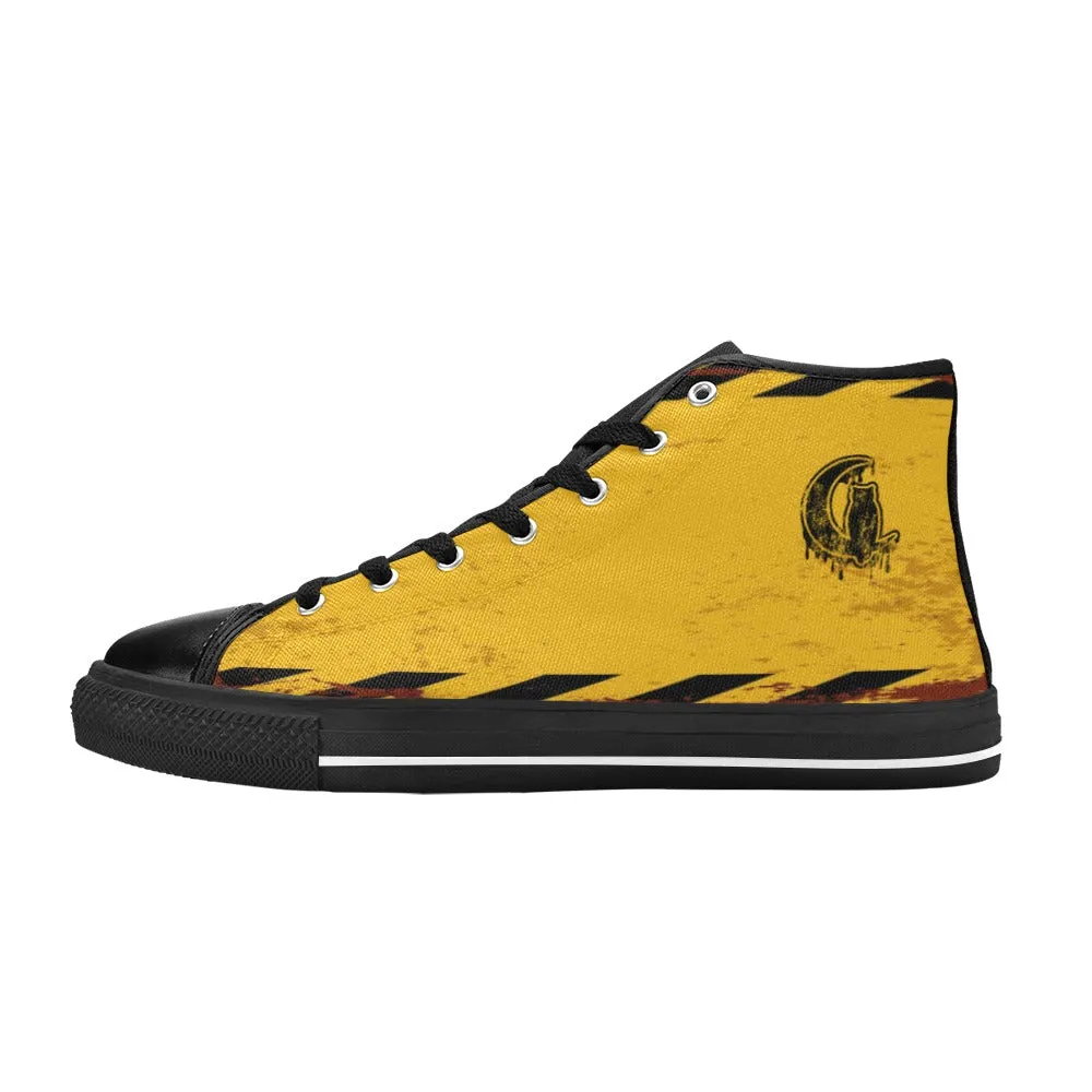 BEWARE Men’s Classic High Top Canvas Shoes