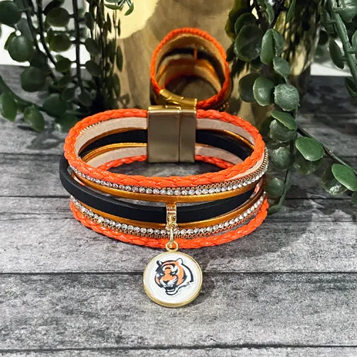 Cincinnati Bengals Tiger Charm Leather Wrap Bracelet