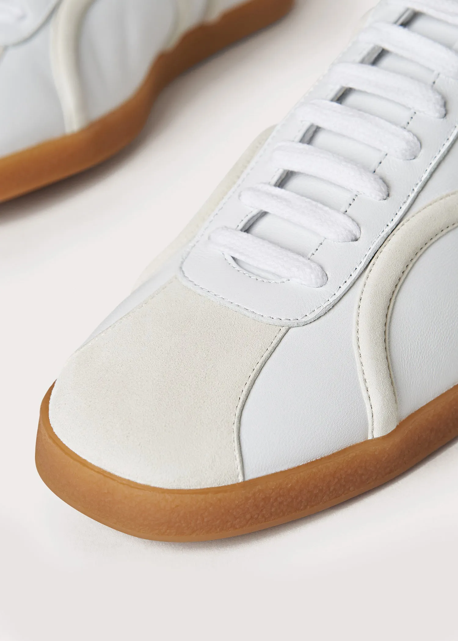 Leather sneakers off-white