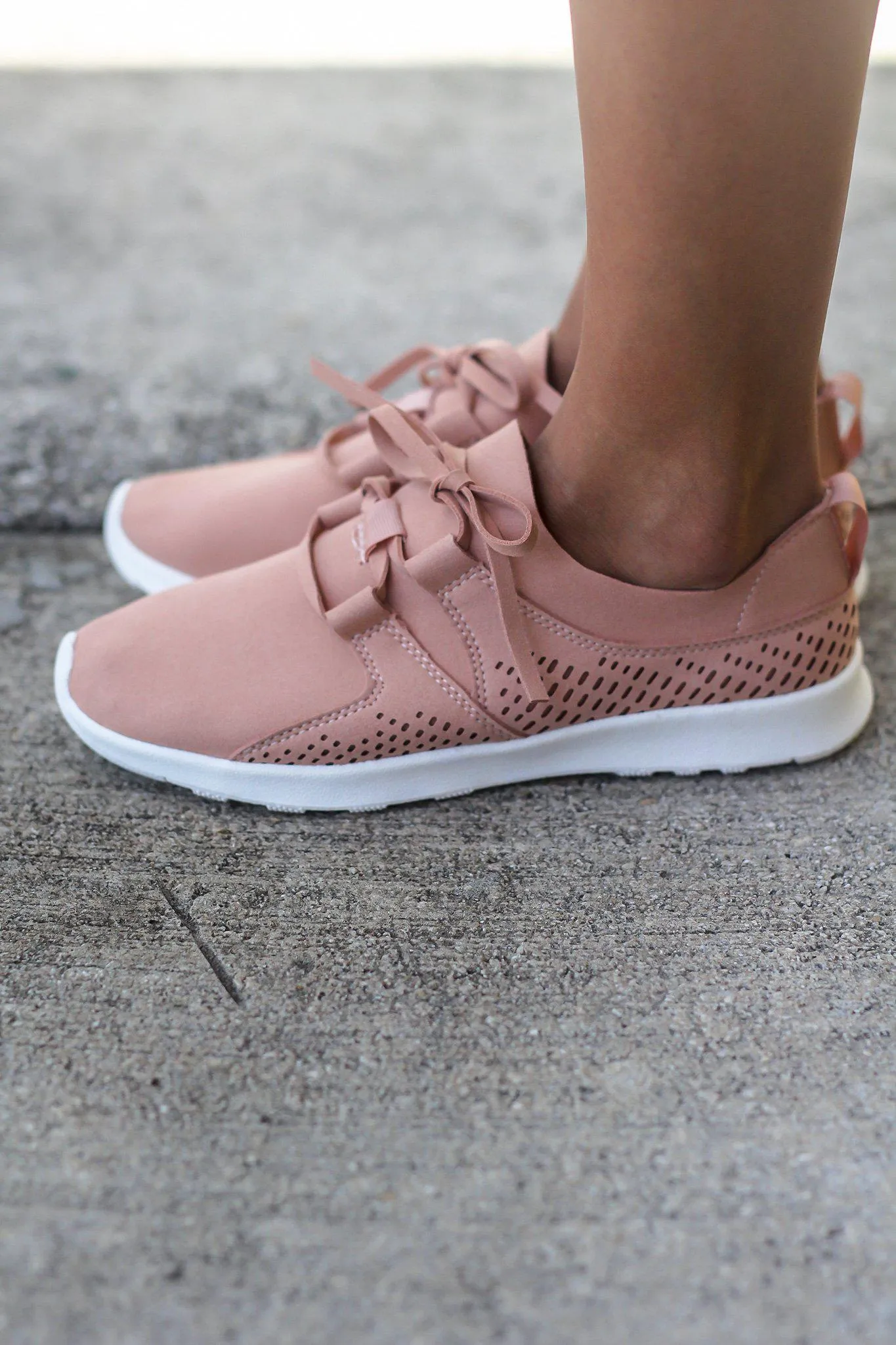 Marie Nude Sneakers