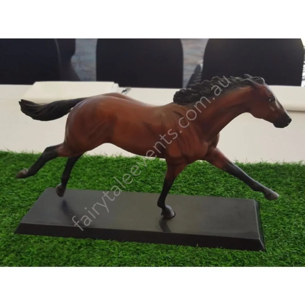 Racehorse centerpiece