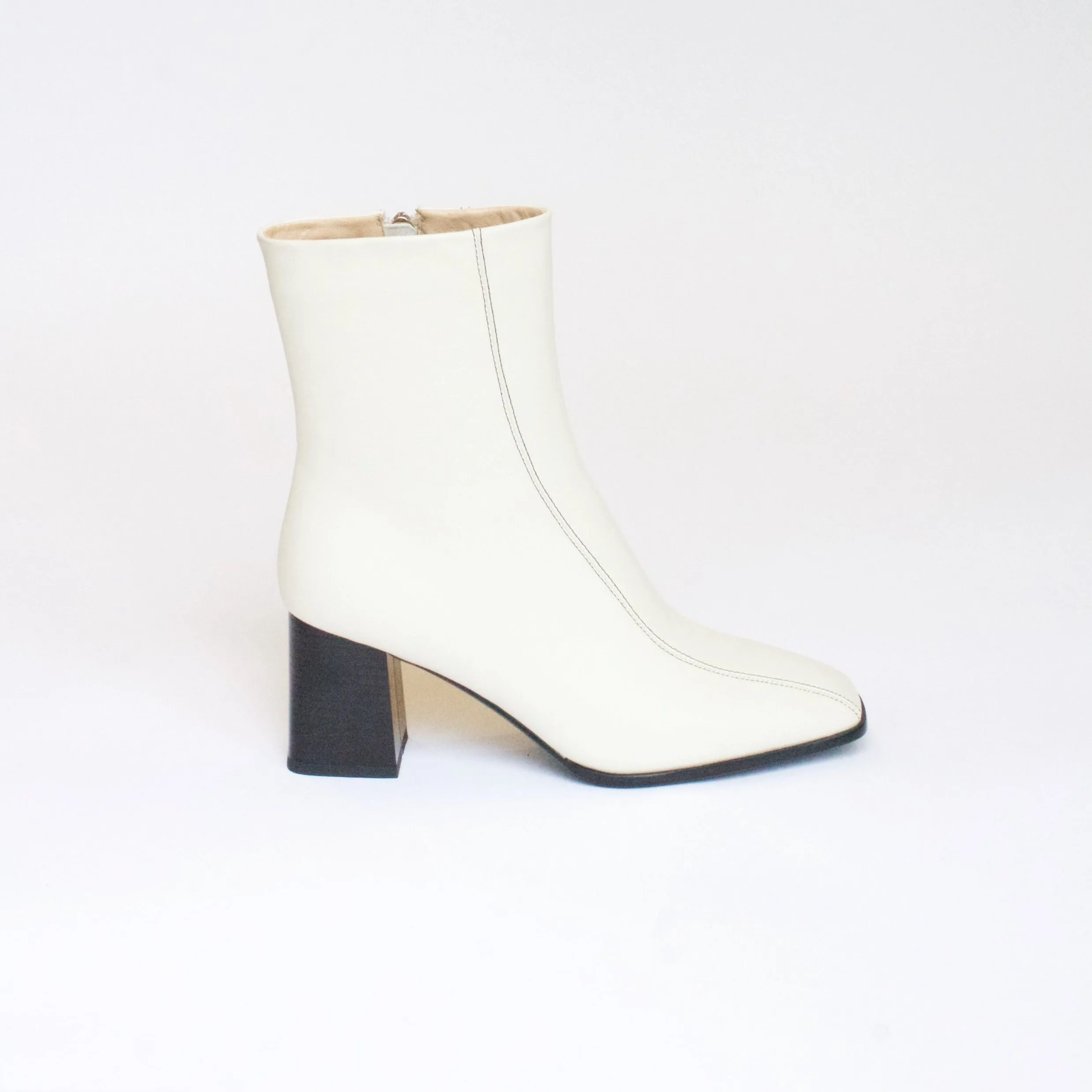 ROKA Boot, Off-White