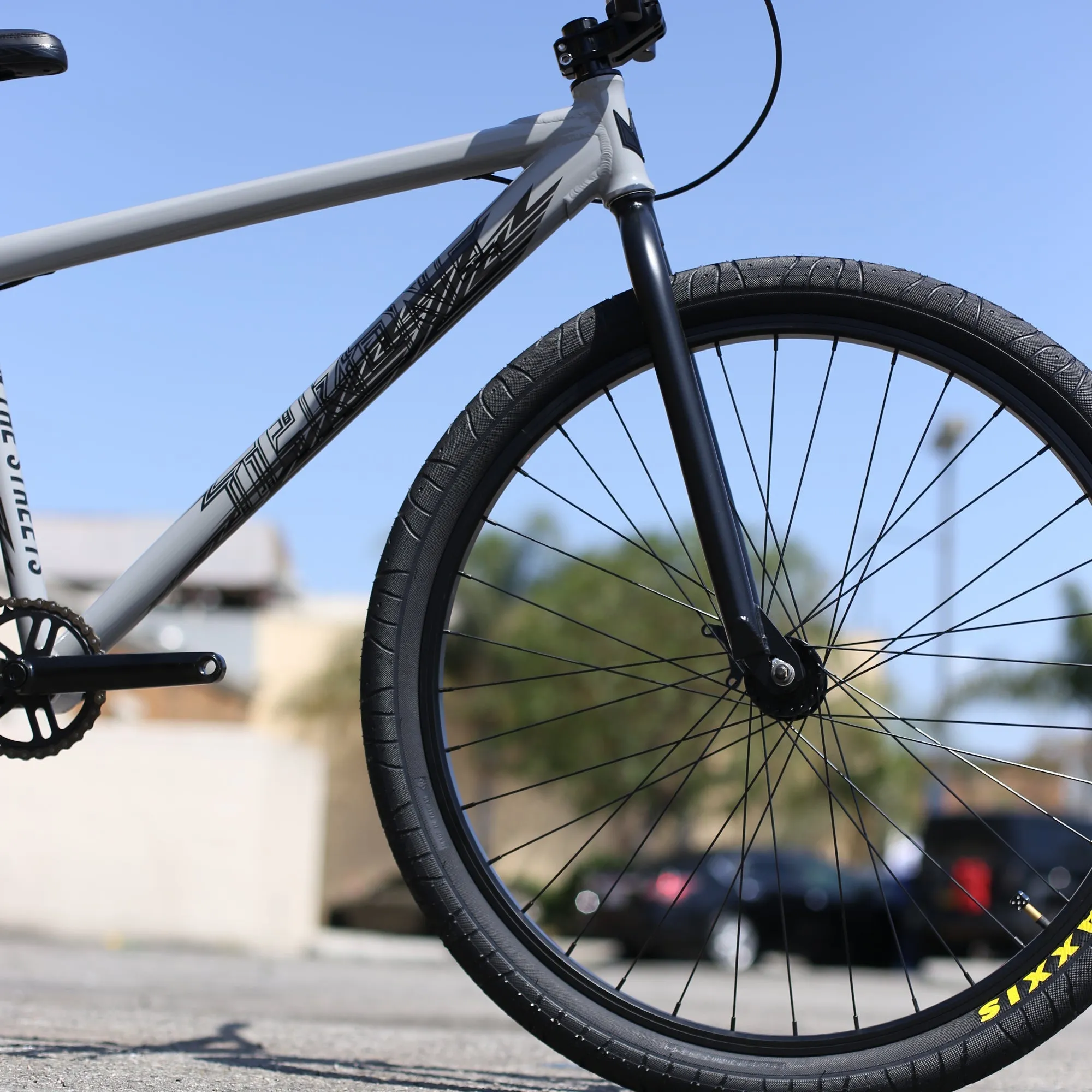 Throne- The Goon  Concrete Gray  29 er BMX Bike