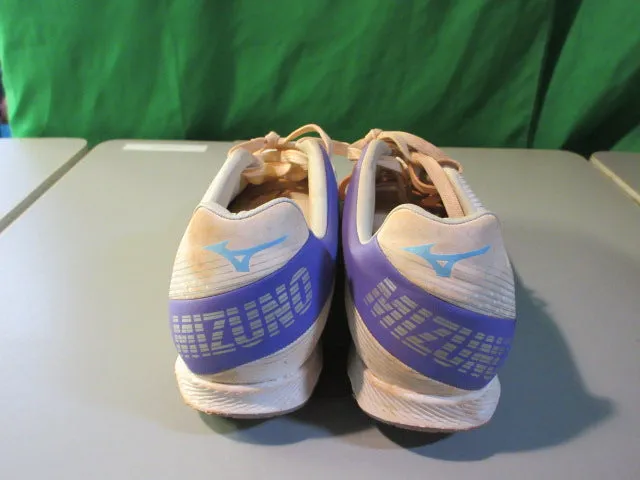 Used Mizuno Size 6 Softball Cleats