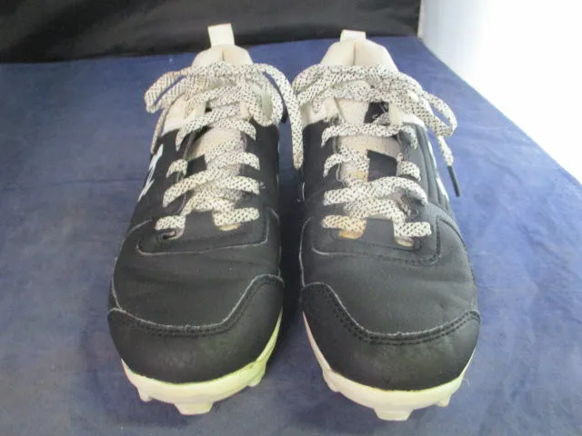 Used Under Armour Cleats Size 3